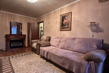 2-к квартира, 44 м², 3/5 эт.