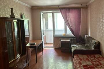 2-к квартира, 45 м², 1/5 эт.